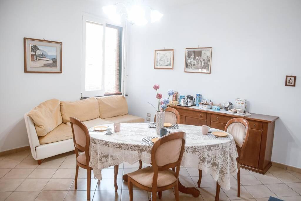 Annabella'S Country House Historic Apartment Sant'Antonio Abate Bagian luar foto